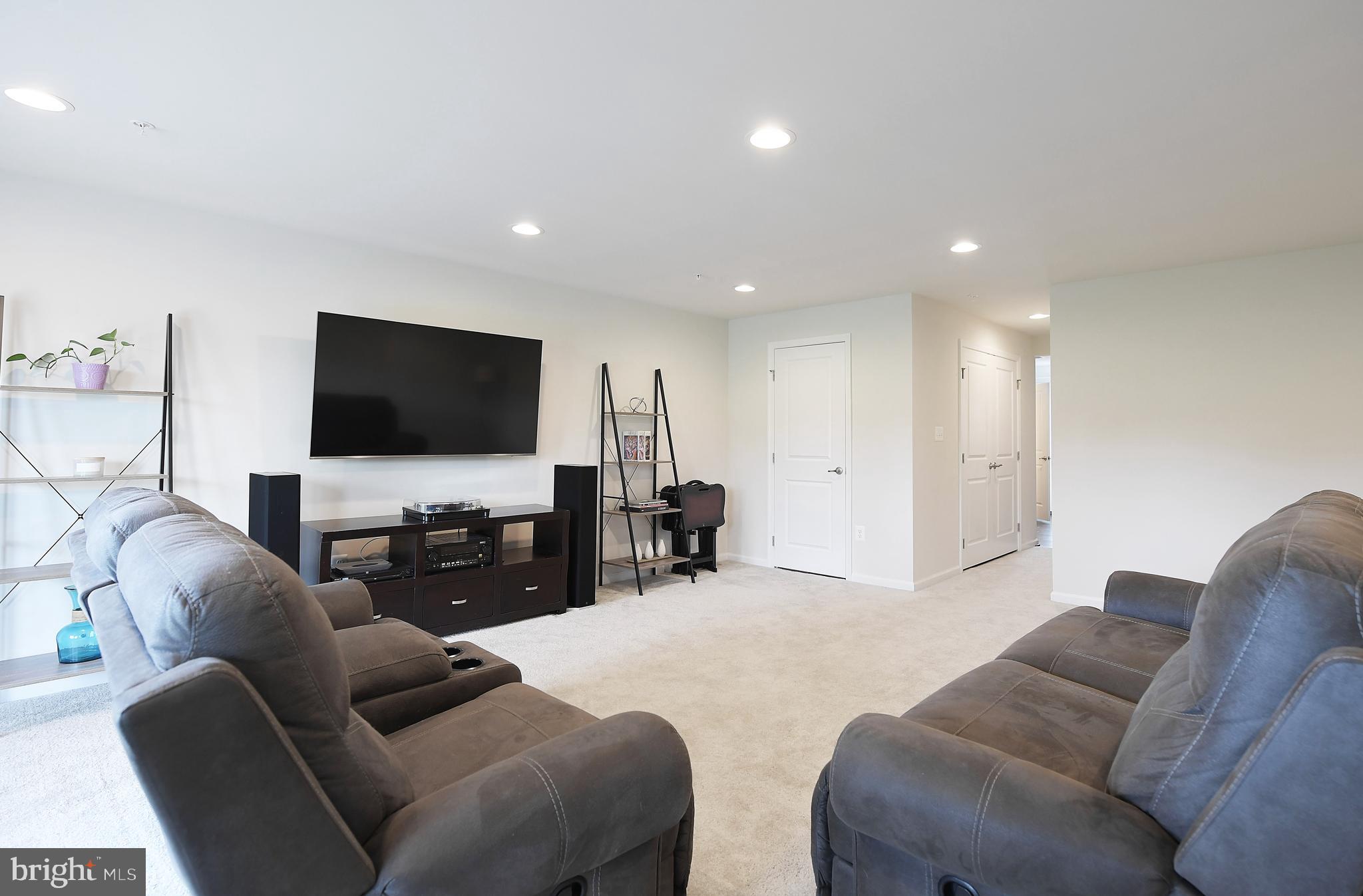 TOWNES AT BYNUM RUN - Residential