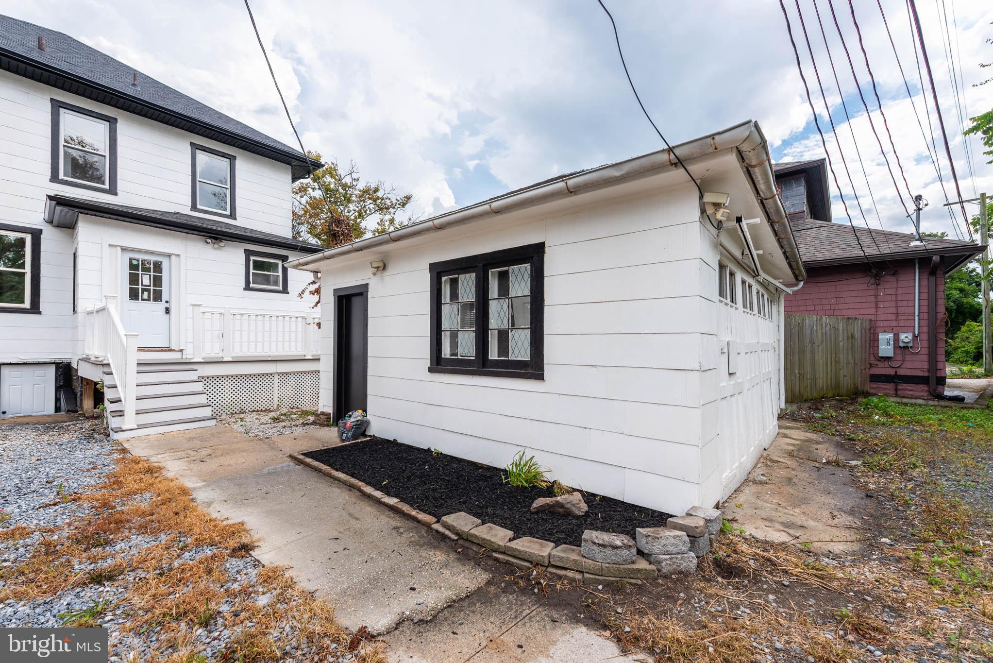 WESTOWNE - Residential