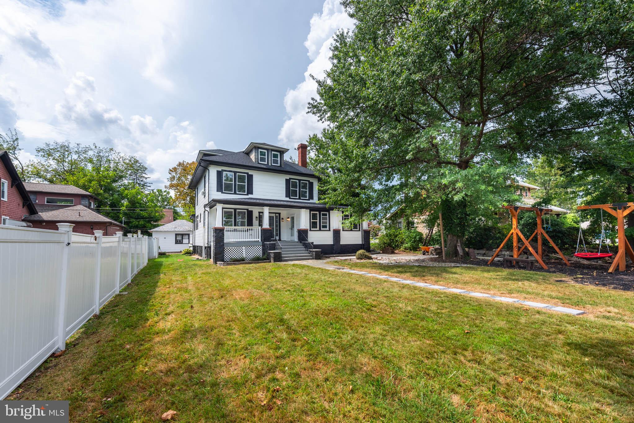 WESTOWNE - Residential