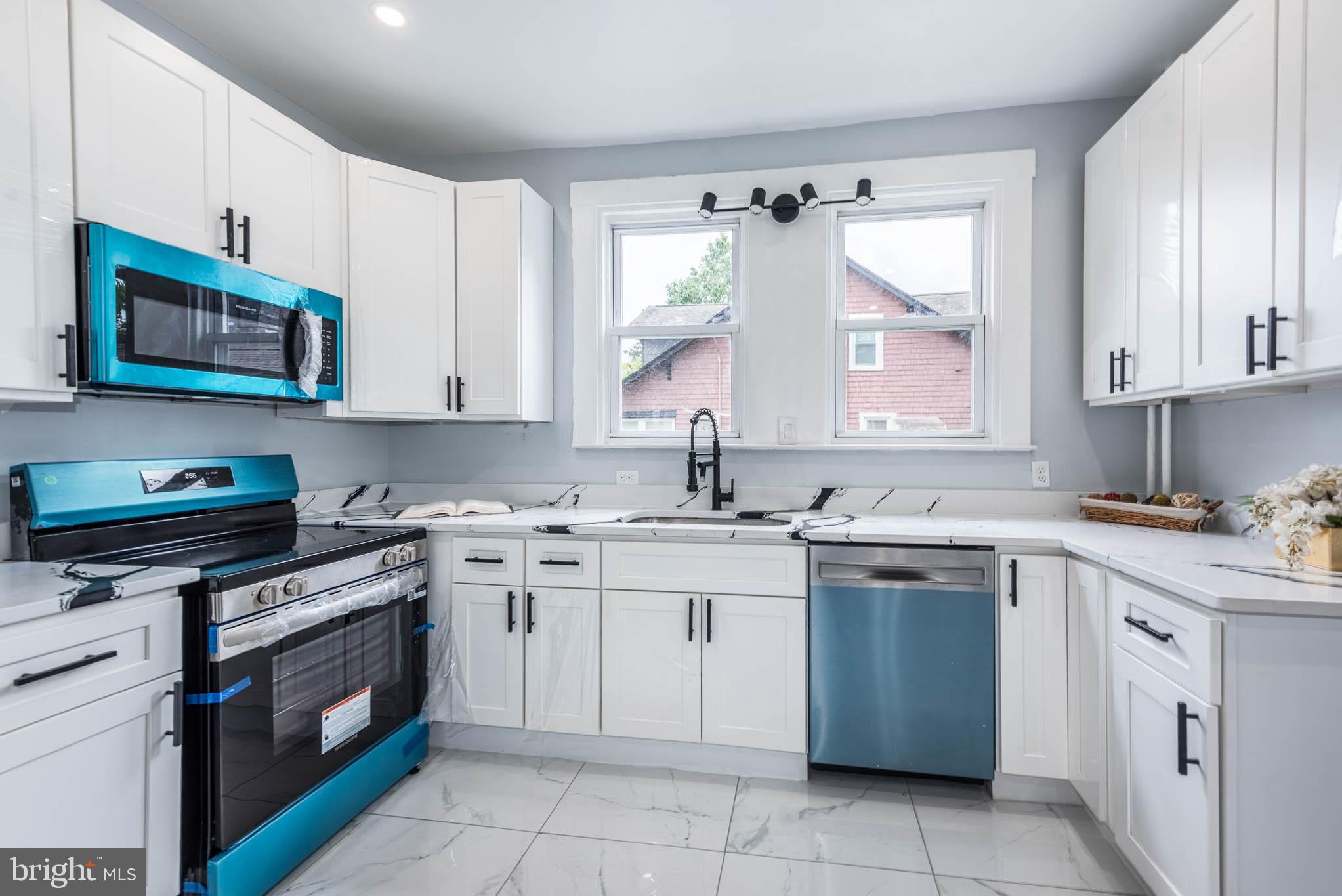 WESTOWNE - Residential