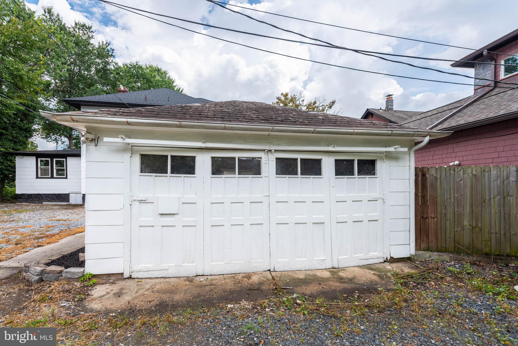 WESTOWNE - Residential