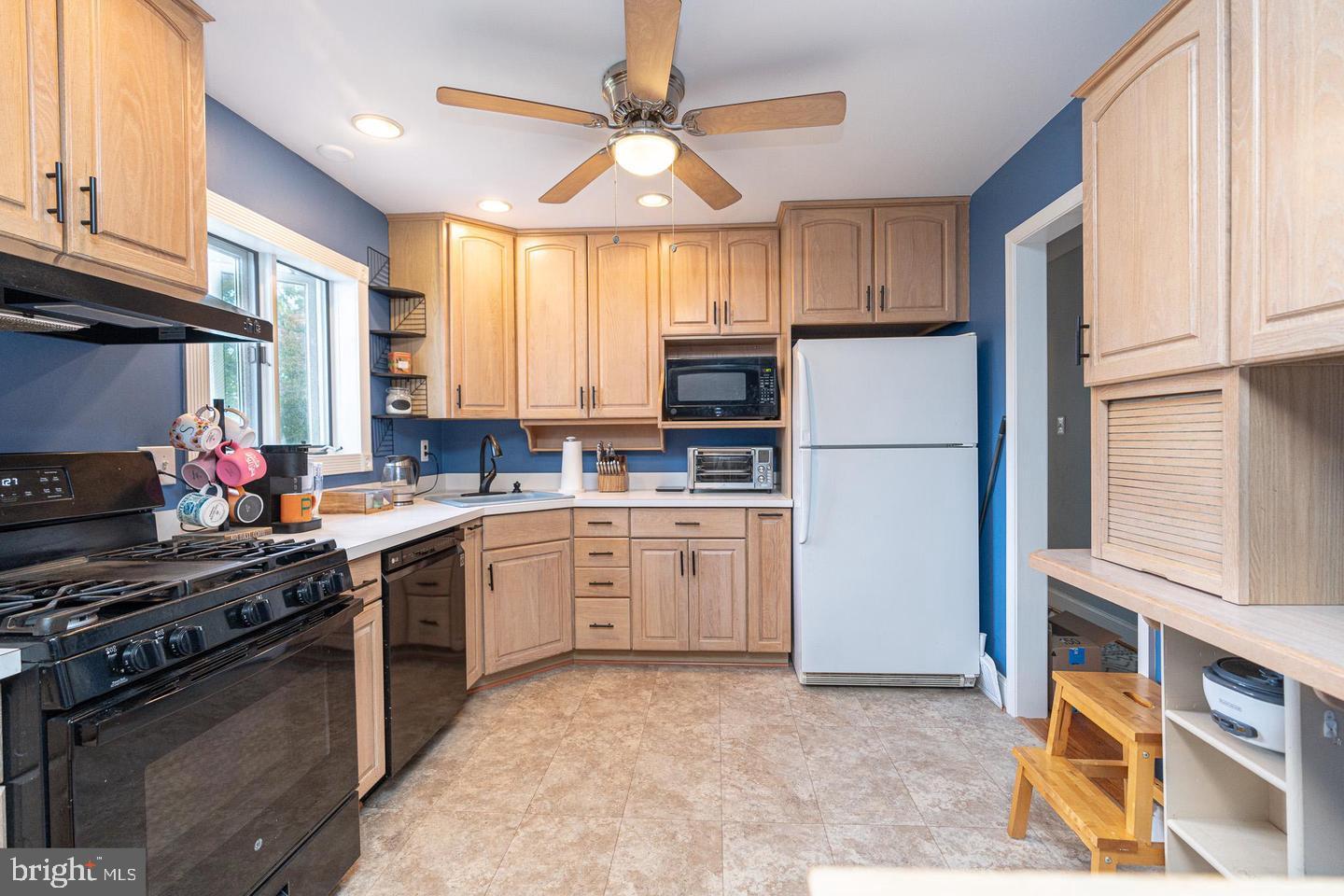 FOUNTAIN GLEN - Residential Lease
