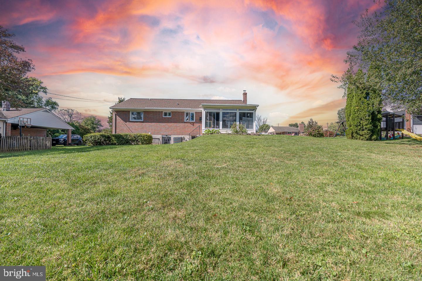 FOUNTAIN GLEN - Residential Lease