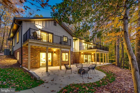 108 Interpromontory Road, Great Falls, VA MLS: VAFX2286806