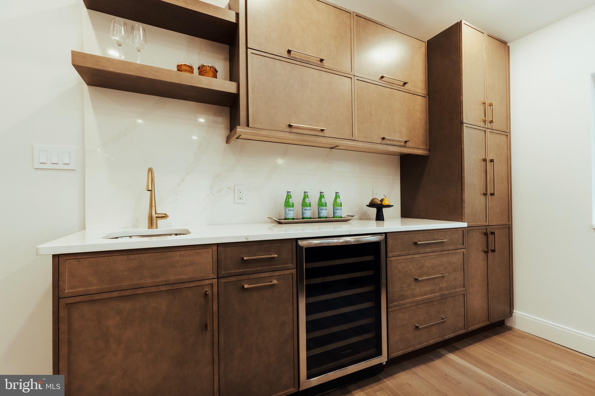 108 INTERPROMONTORY ROAD