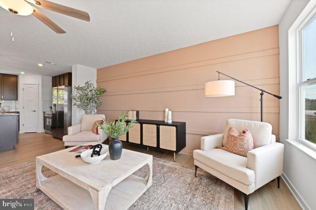 HUNTWELL WEST - Residential