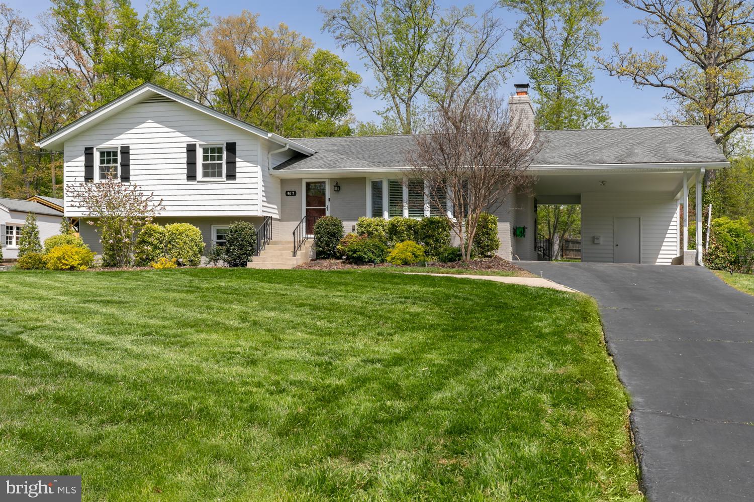 YACHT HAVEN ESTATES - Residential