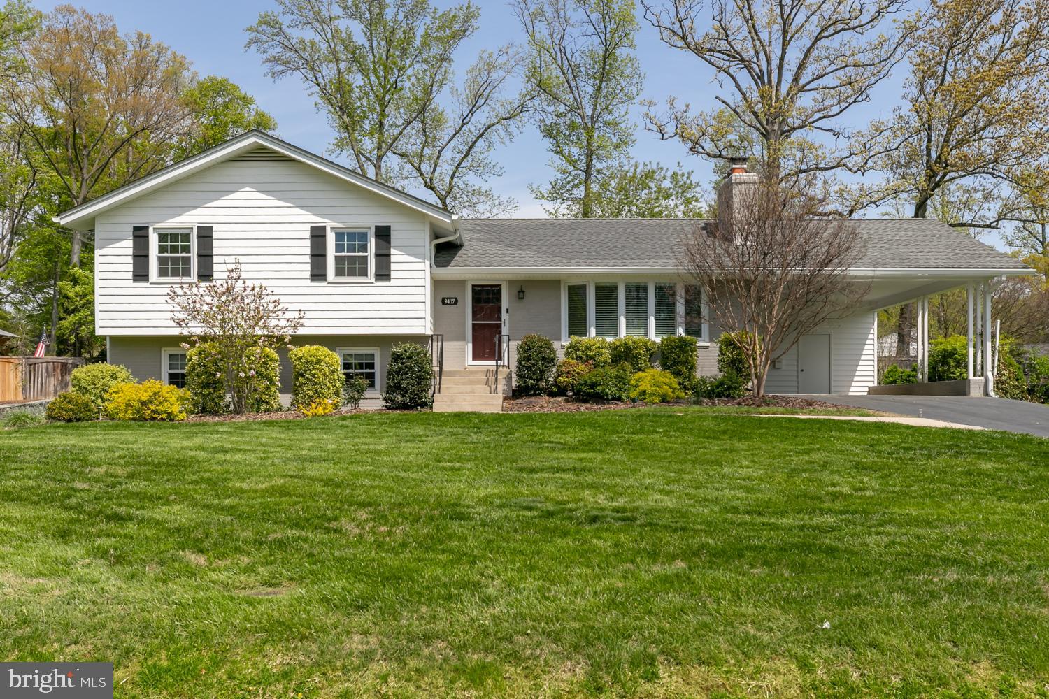 YACHT HAVEN ESTATES - Residential