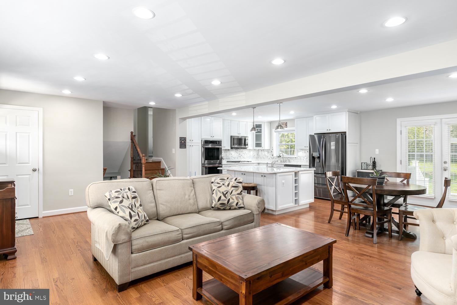 YACHT HAVEN ESTATES - Residential