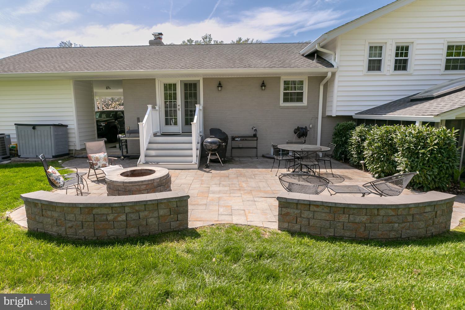 YACHT HAVEN ESTATES - Residential