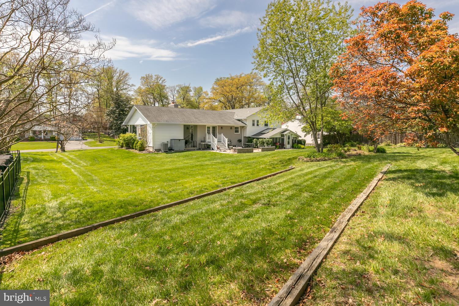 YACHT HAVEN ESTATES - Residential