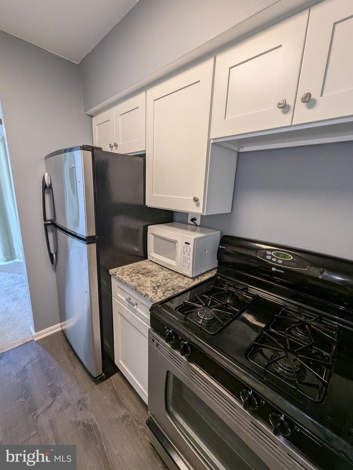 200 LOCUST STREET SE 400