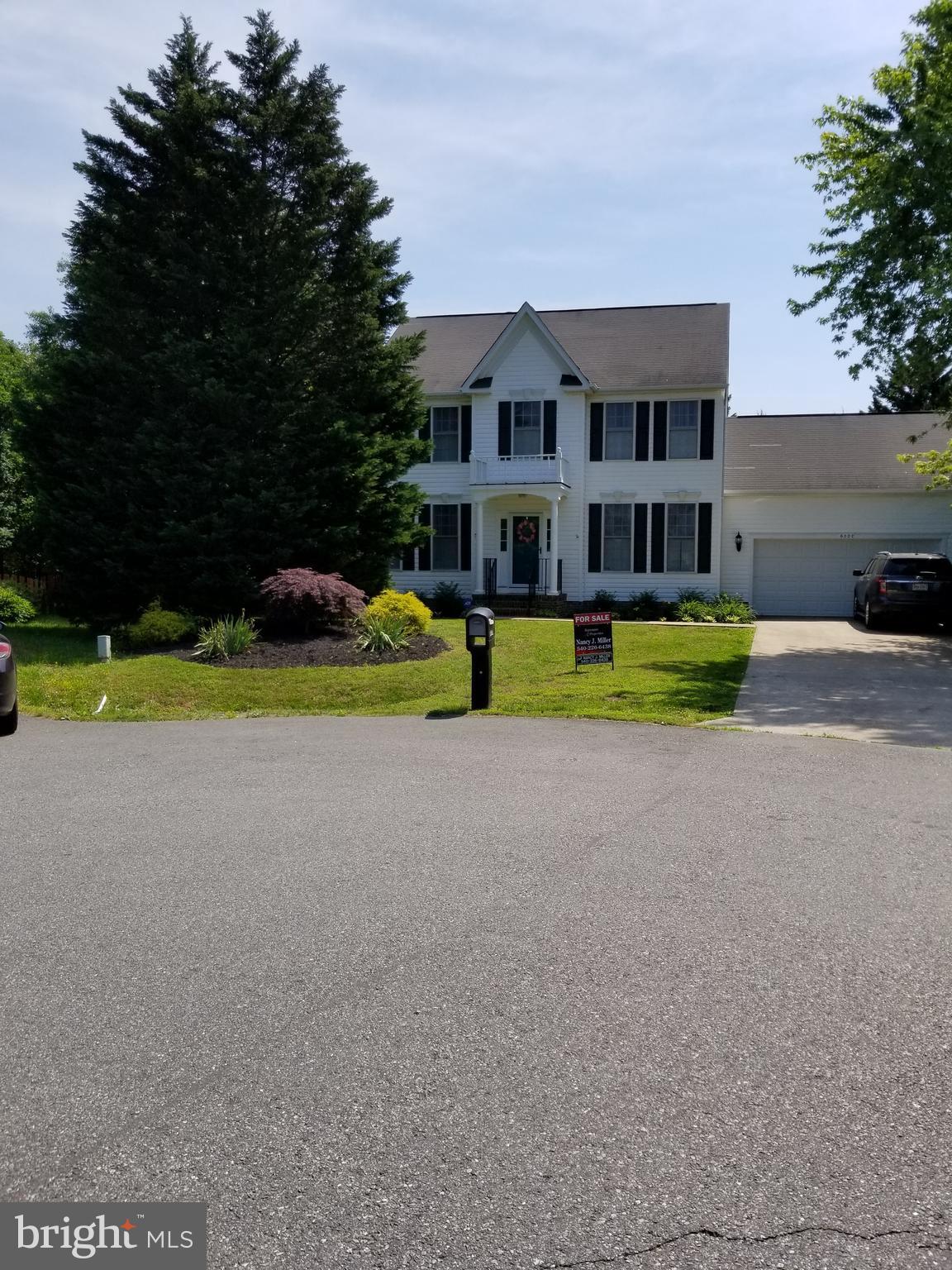 FOX POINT - Residential