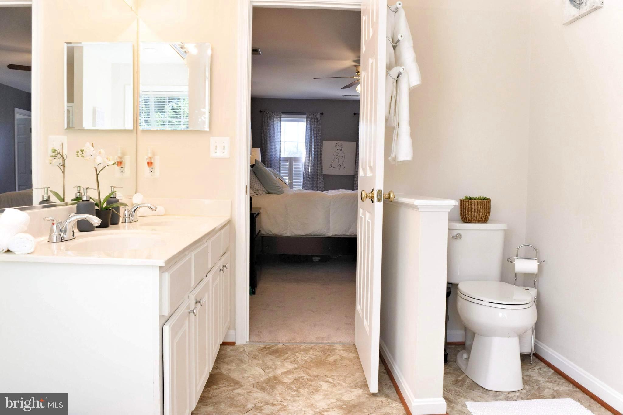 FOX POINT - Residential