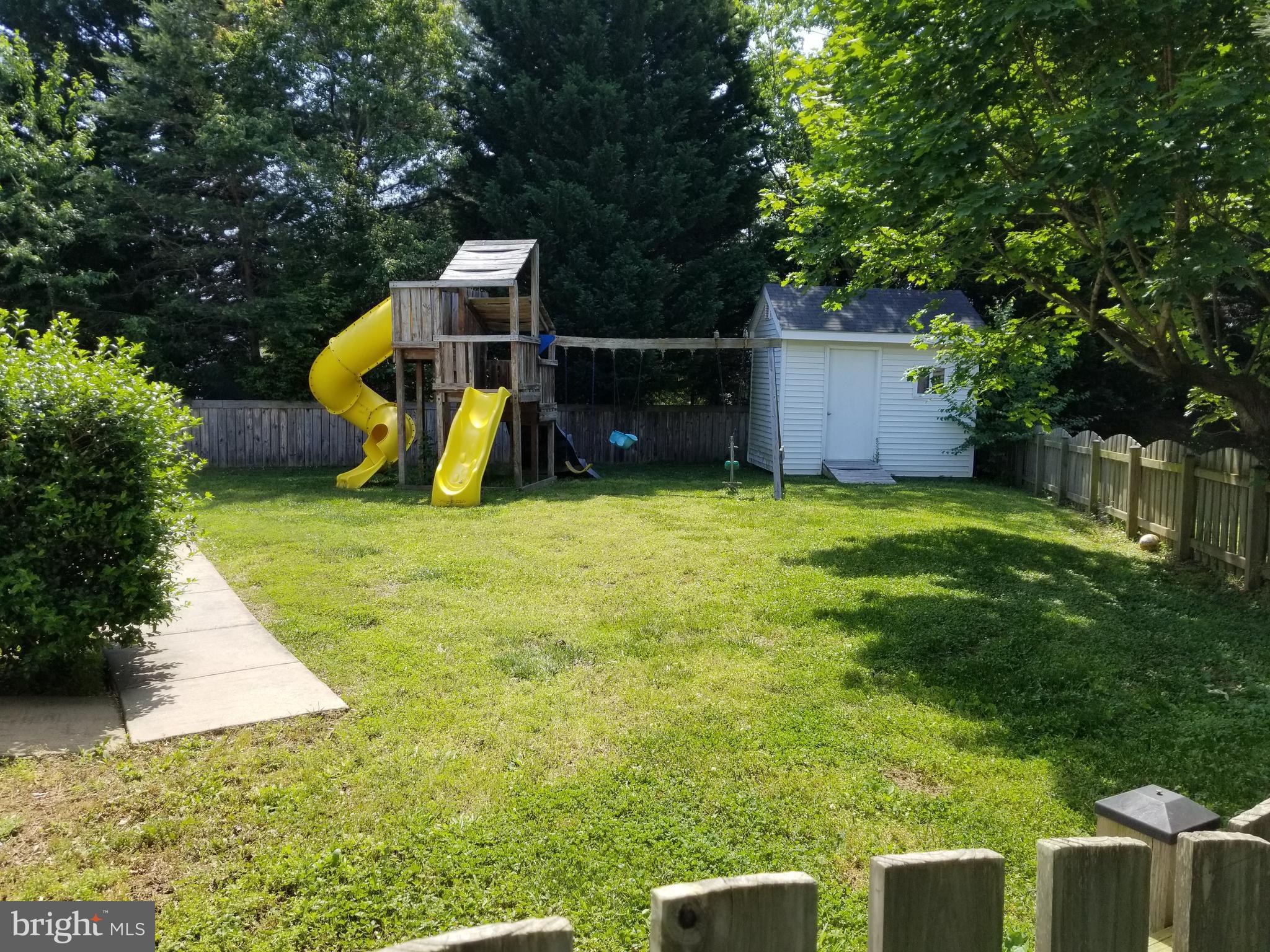 FOX POINT - Residential