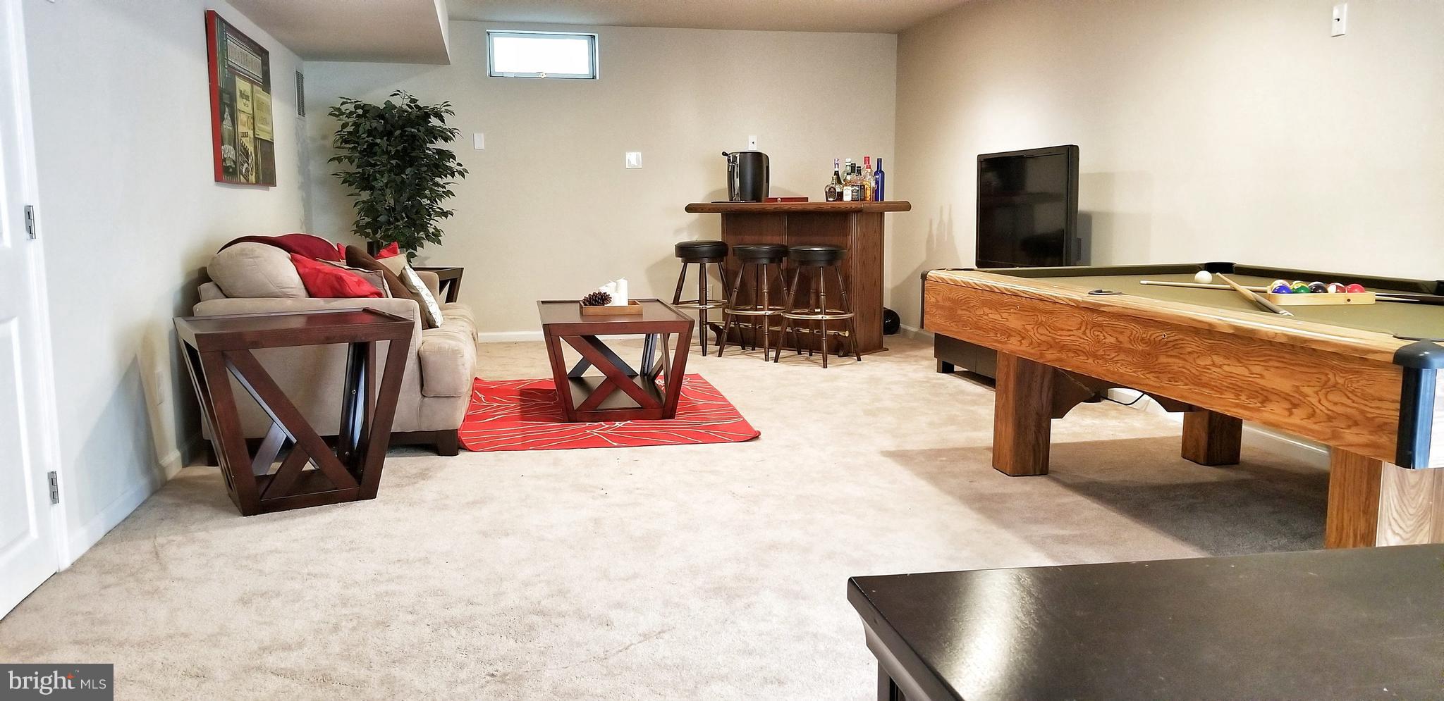 FOX POINT - Residential