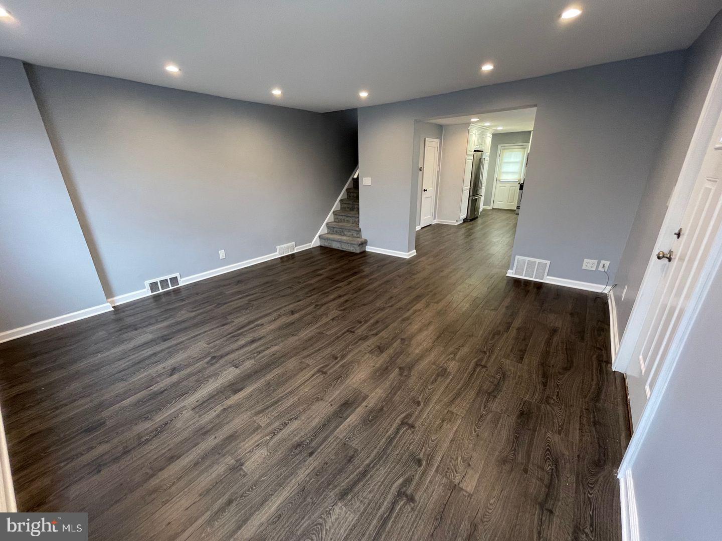 ROXBOROUGH - Residential Lease