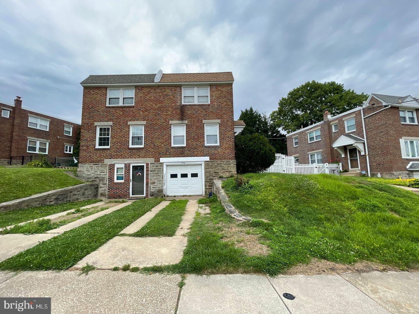 ROXBOROUGH - Residential Lease