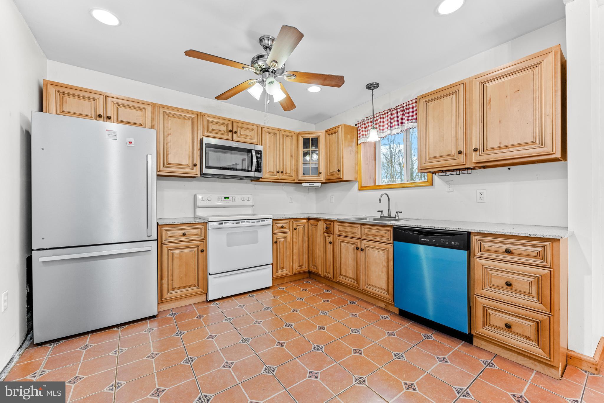 POPLAR GROVE - Residential