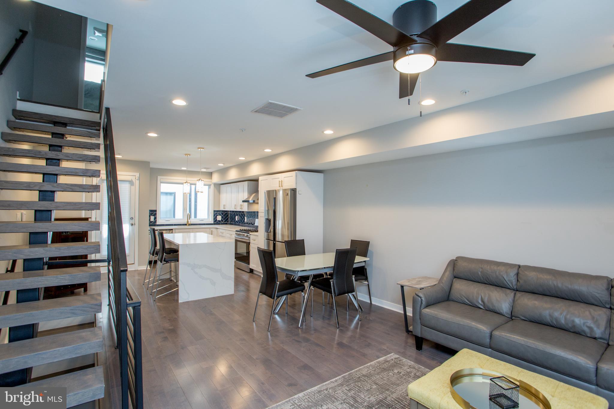 FRANCISVILLE - Residential Lease