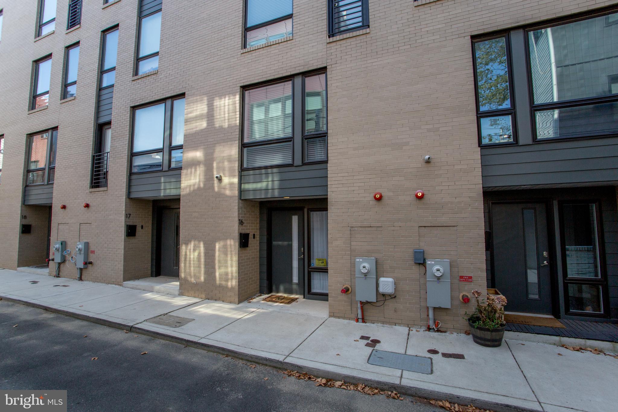 FRANCISVILLE - Residential Lease