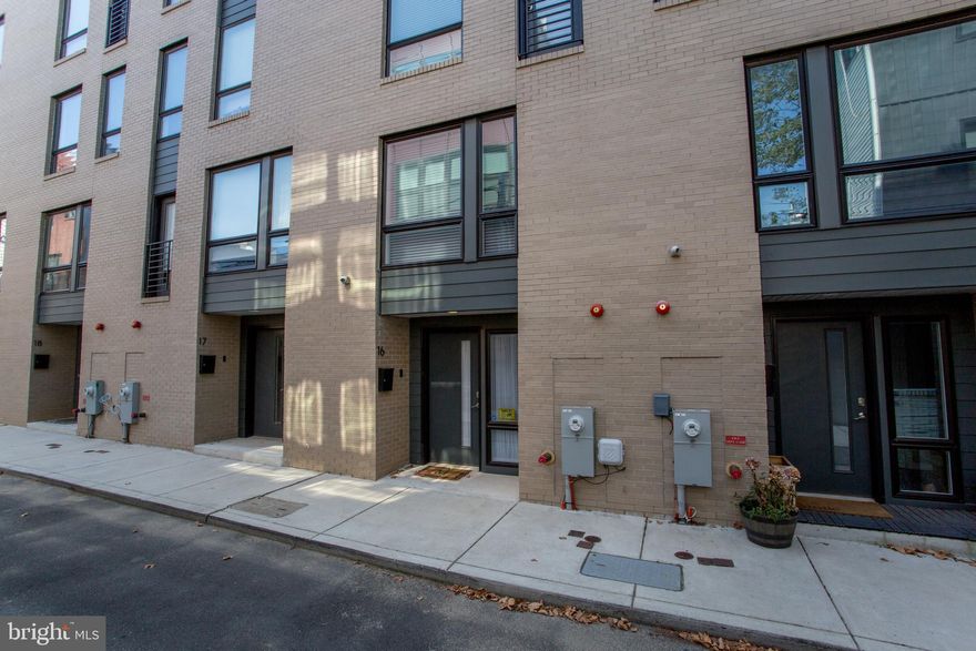 NEW AMAZING PRICE !! AVAILABLE IMMEDIATELY AND HAS ATTACHED 1 CAR GARAGE PARKING !!!   This Beautiful townhouse offers the convenience of a modern lifestyle with ample living space, a private garage, and a private rooftop in the Fairmount section of Philadelphia, 1 mile from Center City.

The ultimate highlight is a breathtaking rooftop terrace with panoramic city views that stretch across the Philadelphia skyline. Whether you're hosting a barbecue, lounging with a book, planting a garden, or stargazing on a clear night, this space offers the ideal backdrop for creating unforgettable memories. 

As you enter the front door, you will find a foyer with a powder room and access to a secure private garage with plenty of storage space. 

The main living area on the second floor boasts an open-concept design, where the living room flows into the dining area, kitchen and balcony. This floor includes desired features such as a fireplace with a custom sycamore wood mantle and lighting; as well as a kitchen with stainless steel appliances, ample cabinet space and a large quartz island with seating.

Make your way up the floating stairs to the third floor, where there are two bedrooms, a full bathroom, and a washer and dryer.

On the fourth floor is a master suite with a walk-in closet and a spacious bathroom covered in tile from floor to ceiling. From this floor there is access to the private rooftop.

Reach out today for more info and a tour!