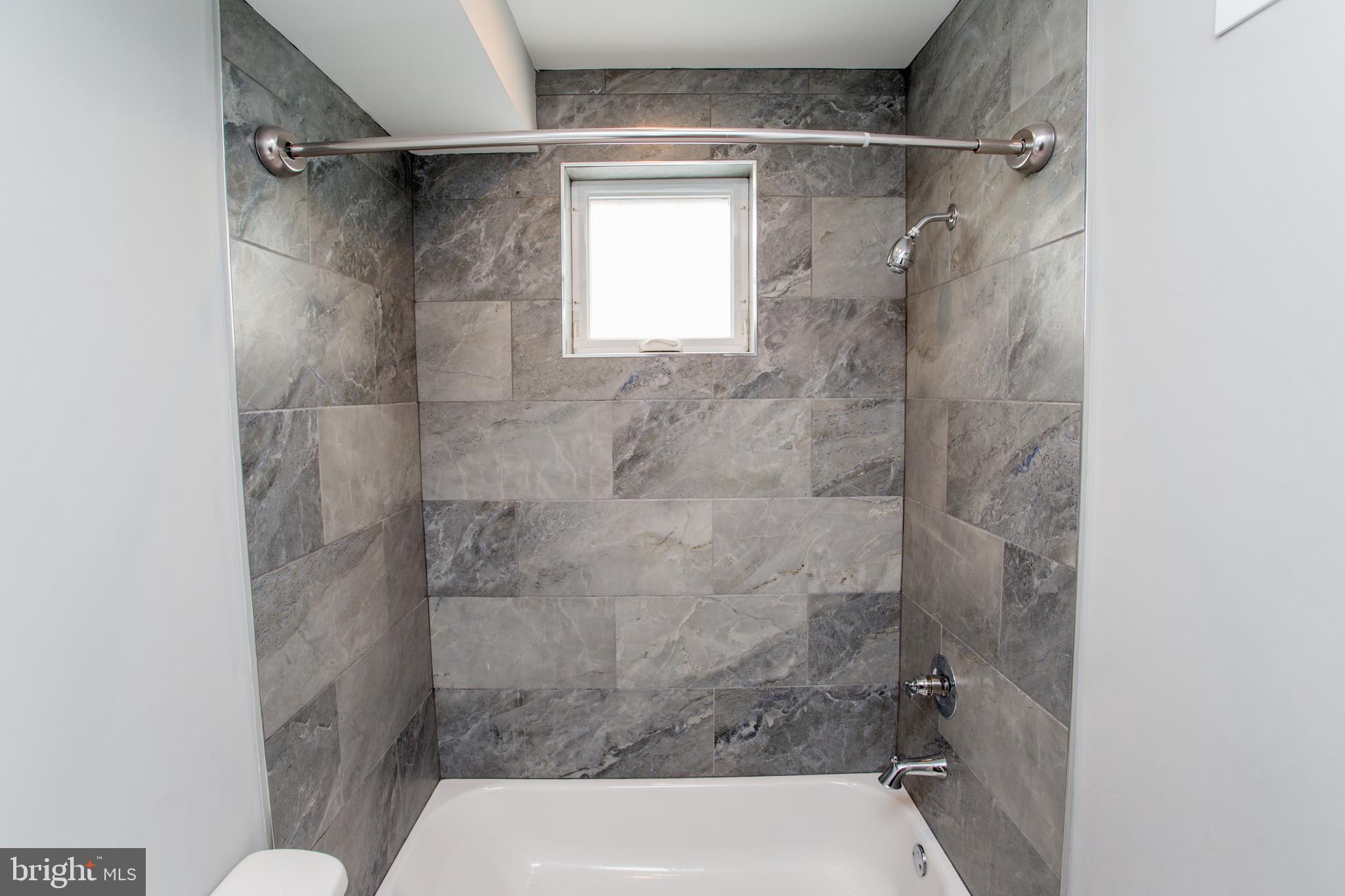 FRANCISVILLE - Residential Lease