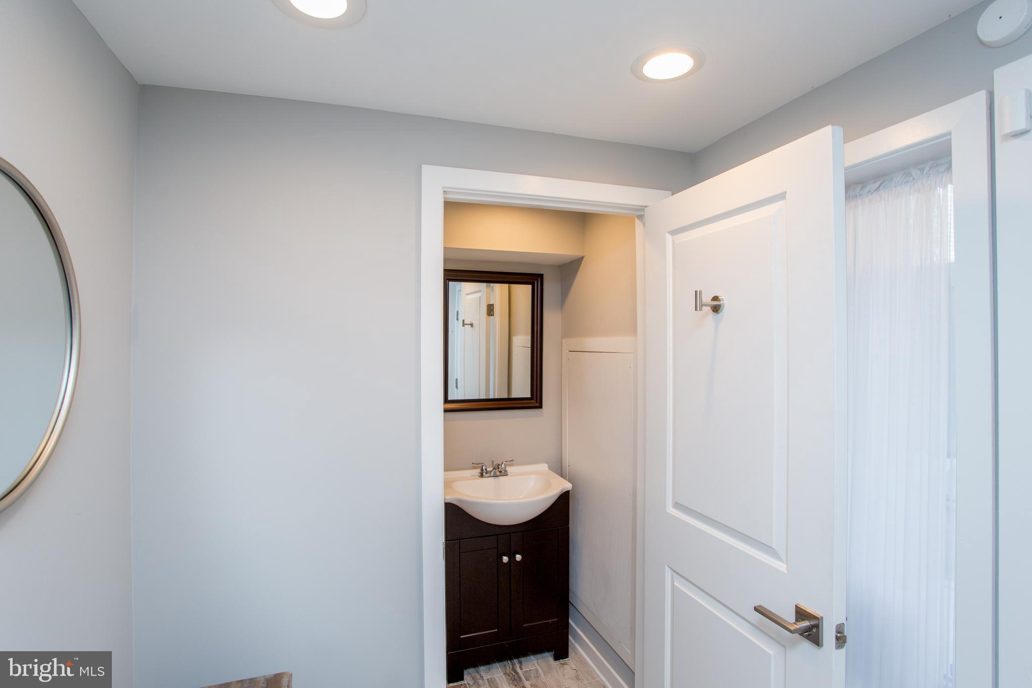 FRANCISVILLE - Residential Lease