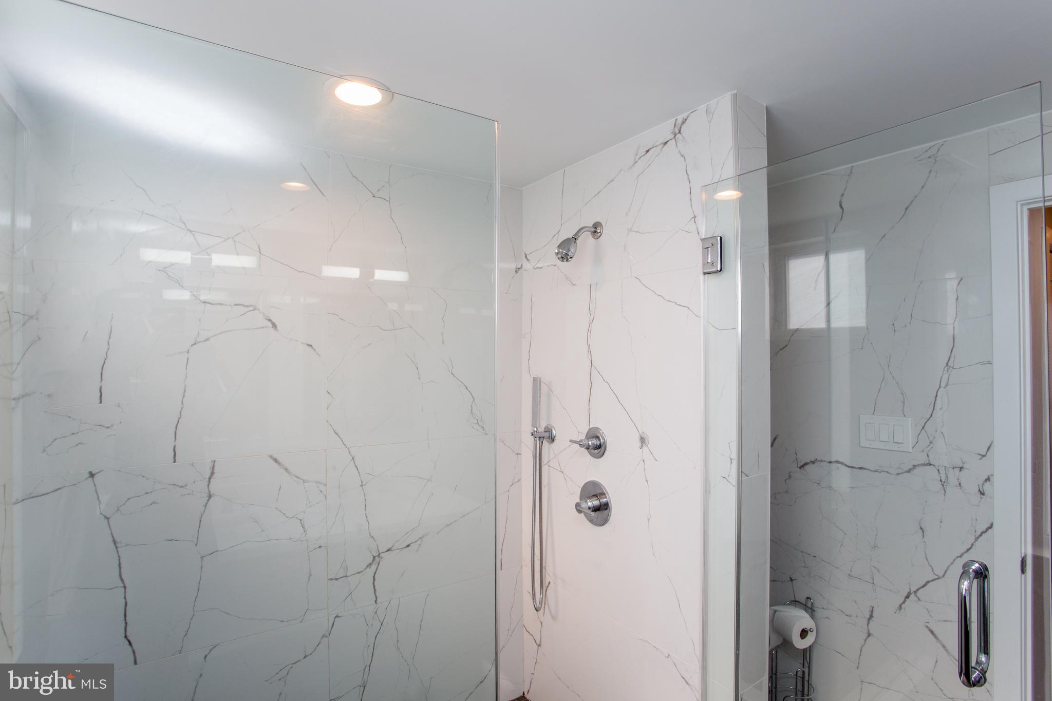 FRANCISVILLE - Residential Lease