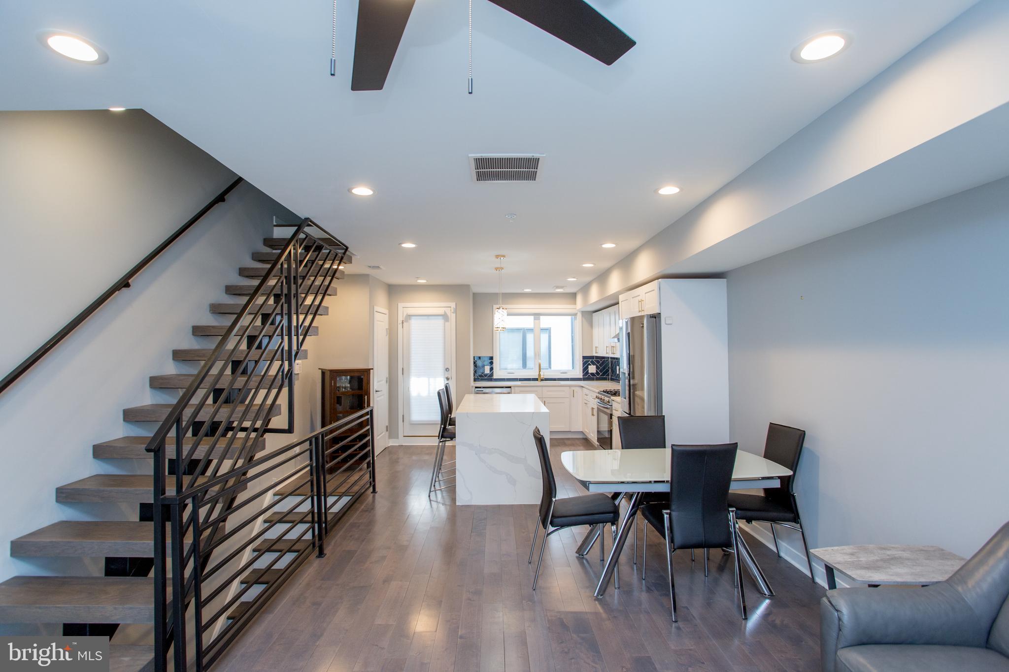 FRANCISVILLE - Residential Lease