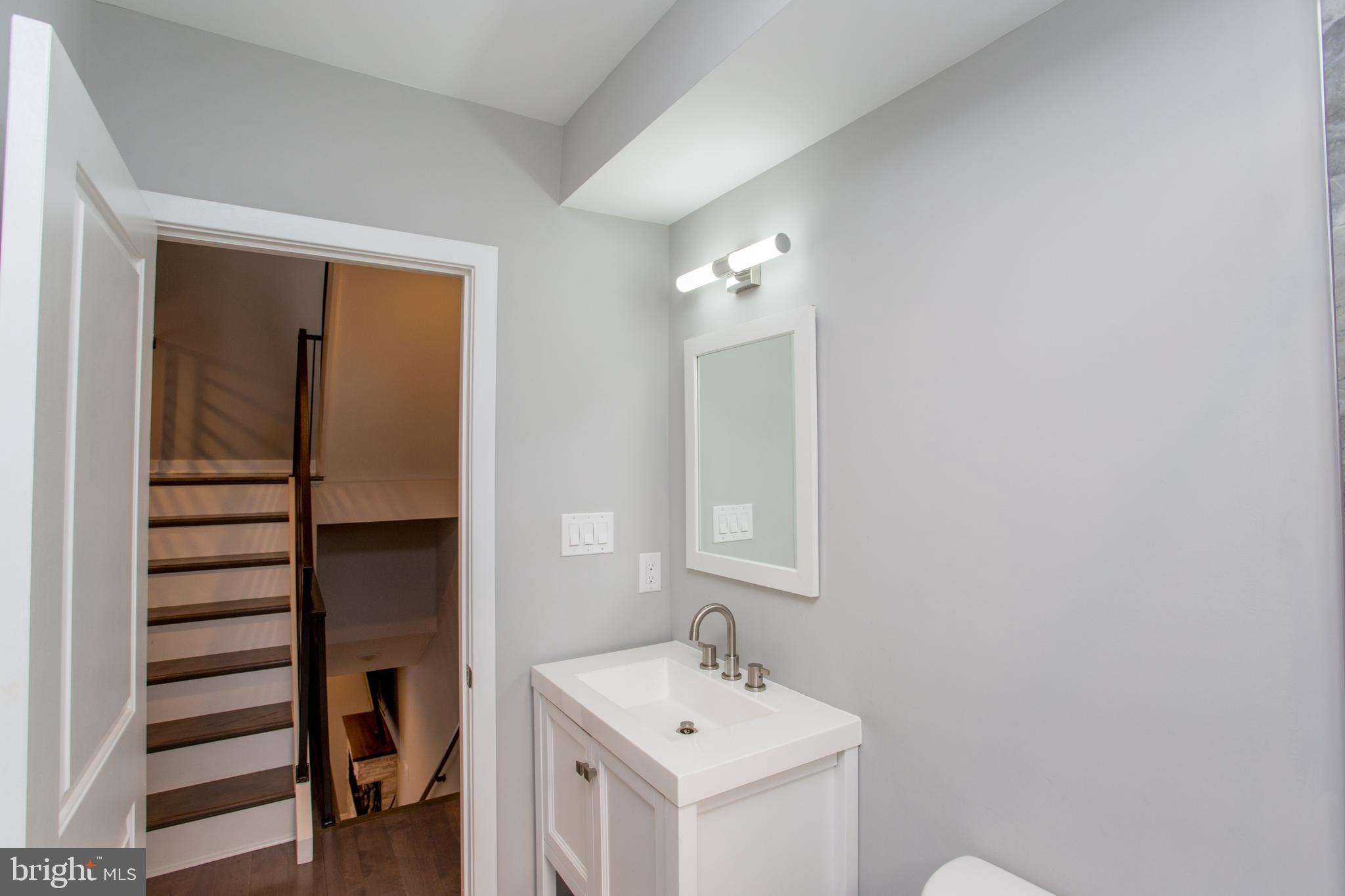 FRANCISVILLE - Residential Lease