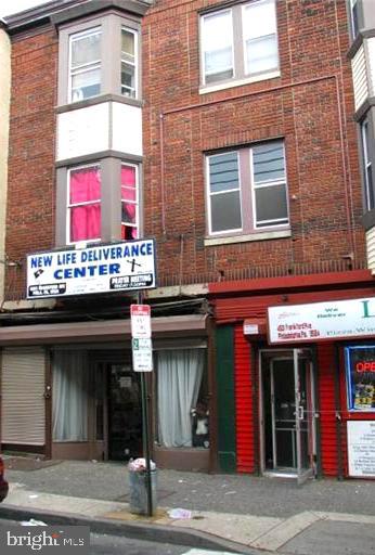 FRANKFORD - Commercial Sale