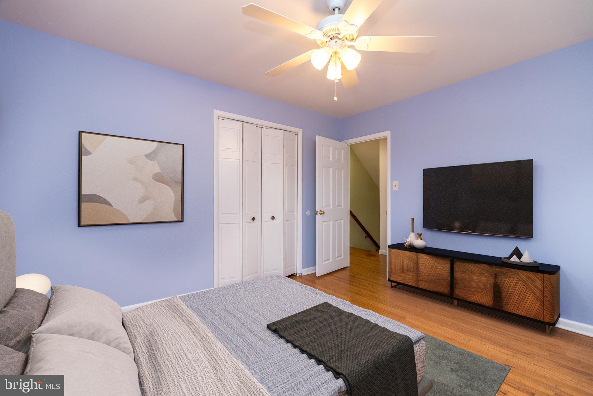 DELMONT MANOR - Residential