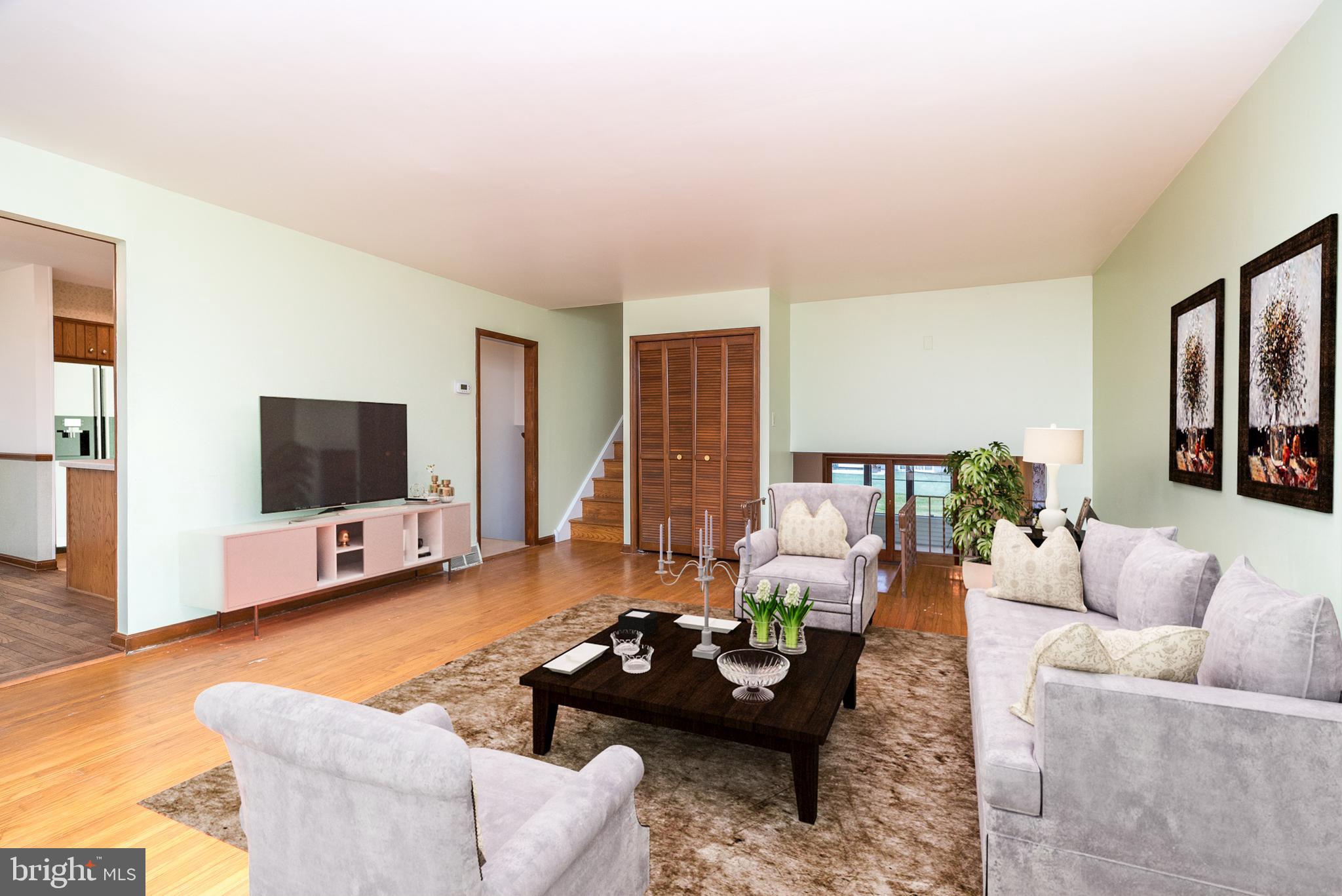 DELMONT MANOR - Residential