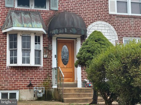 Townhouse For Sale - 1088 Taylor Drive<br/> FOLCROFT, PA 19032