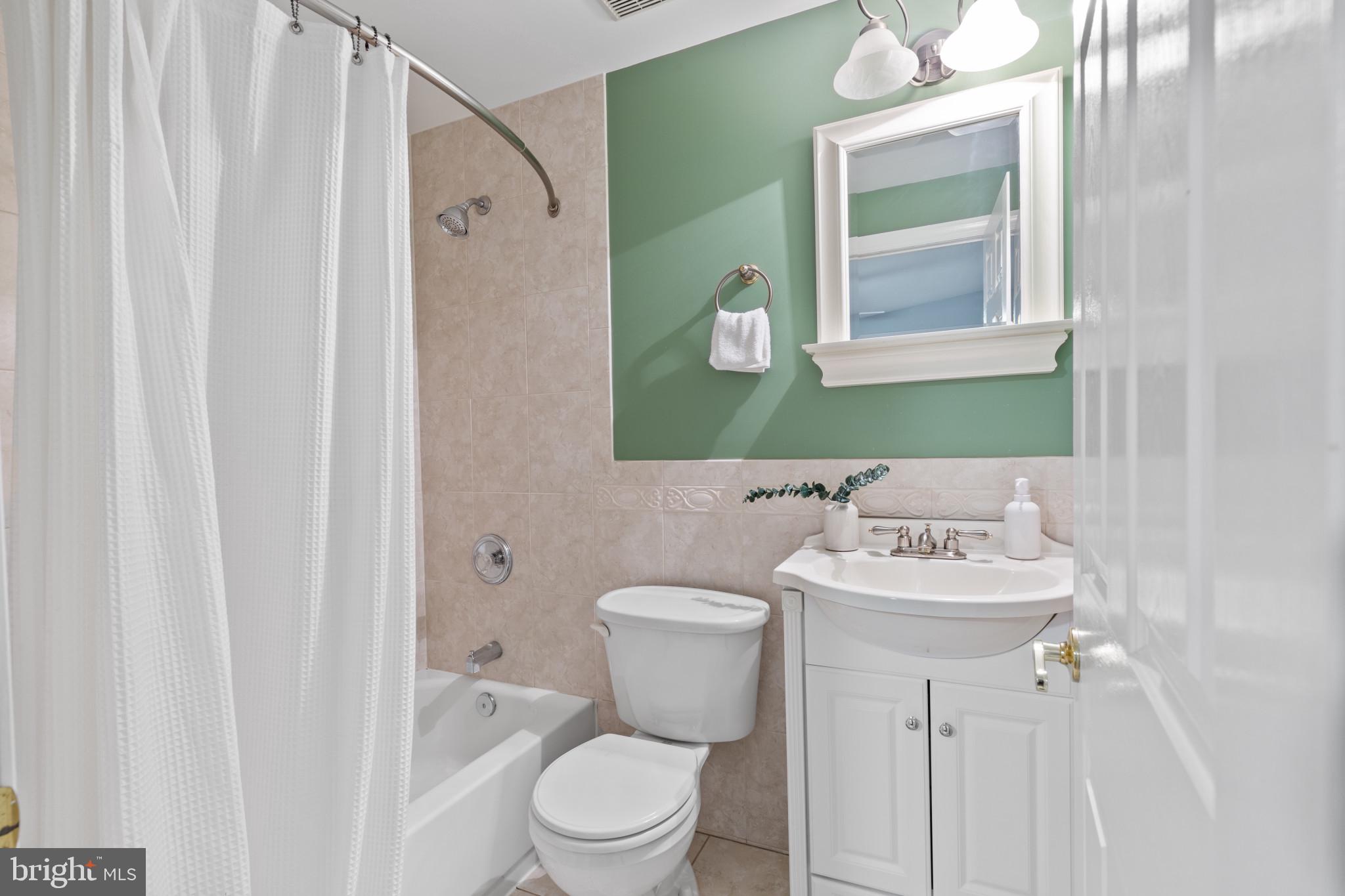 FELLS POINT HISTORIC DISTRICT - Residential