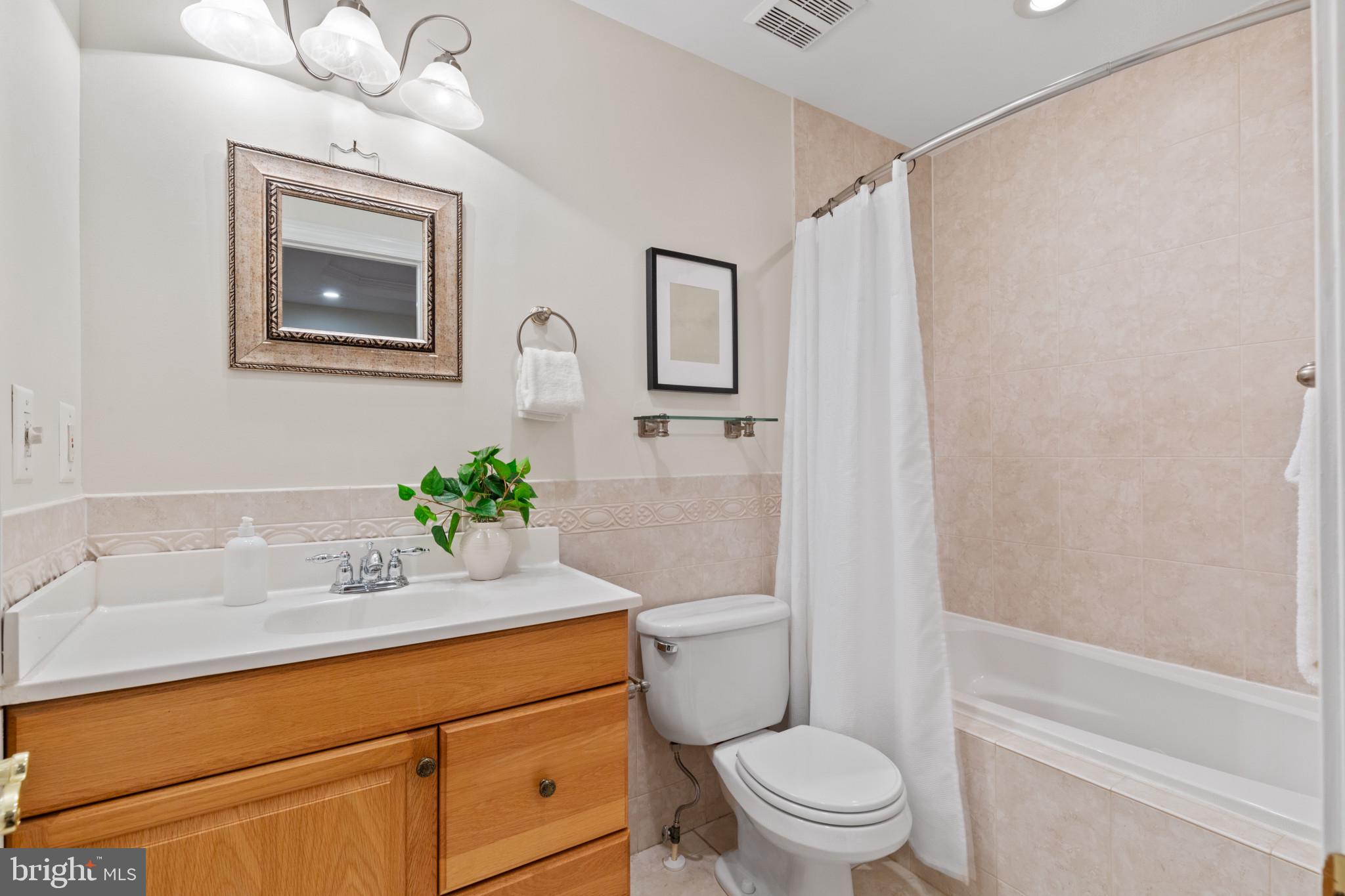 FELLS POINT HISTORIC DISTRICT - Residential