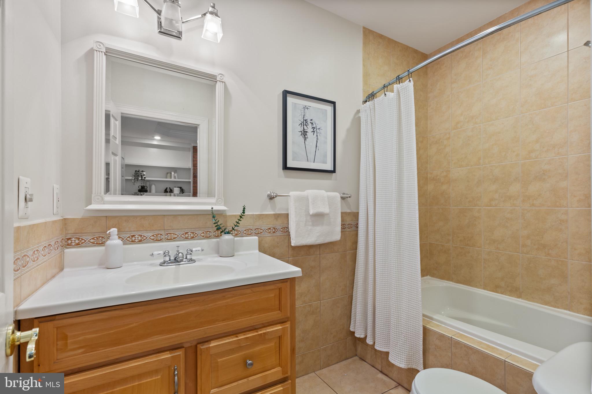 FELLS POINT HISTORIC DISTRICT - Residential