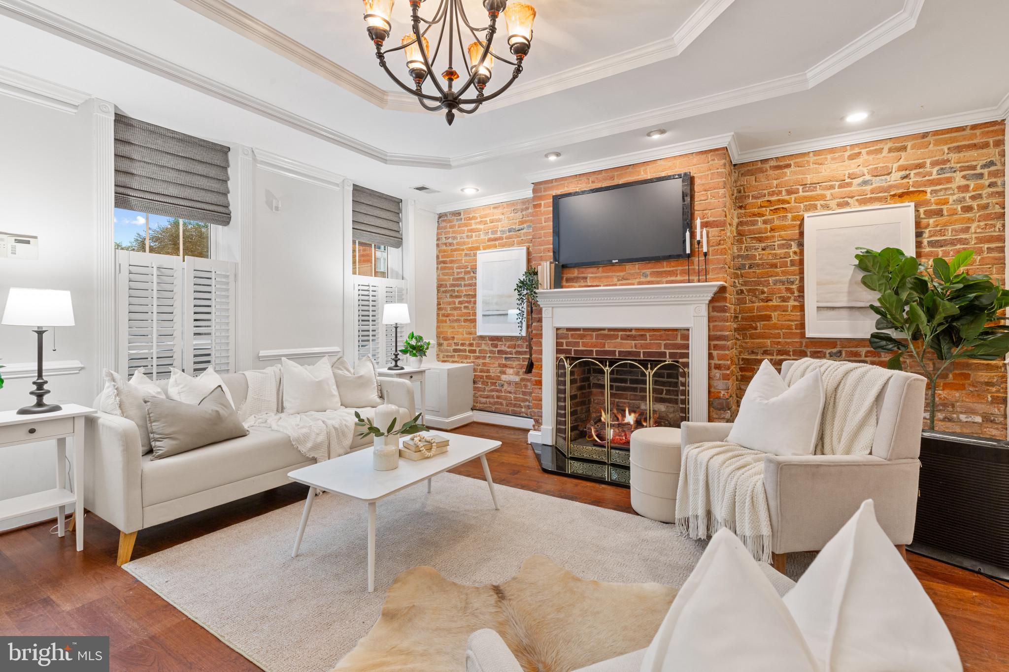 FELLS POINT HISTORIC DISTRICT - Residential