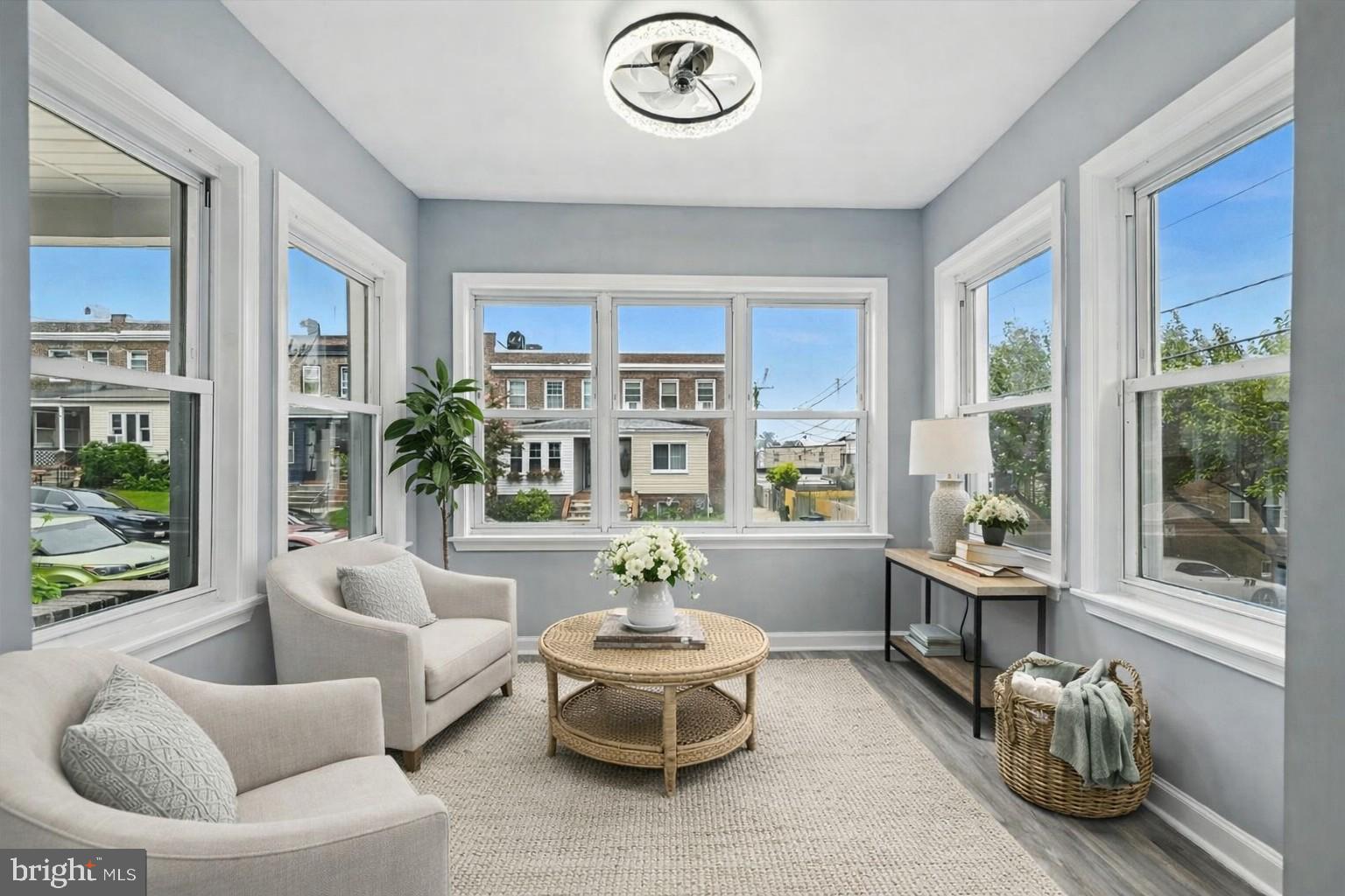 MEDFIELD - Residential