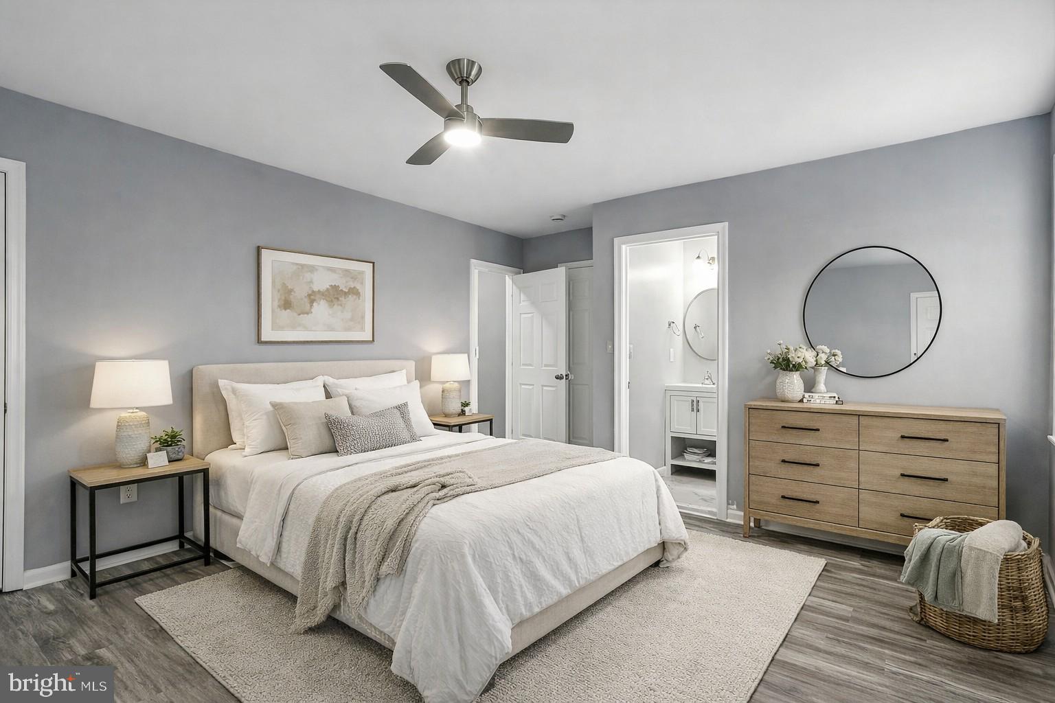 MEDFIELD - Residential