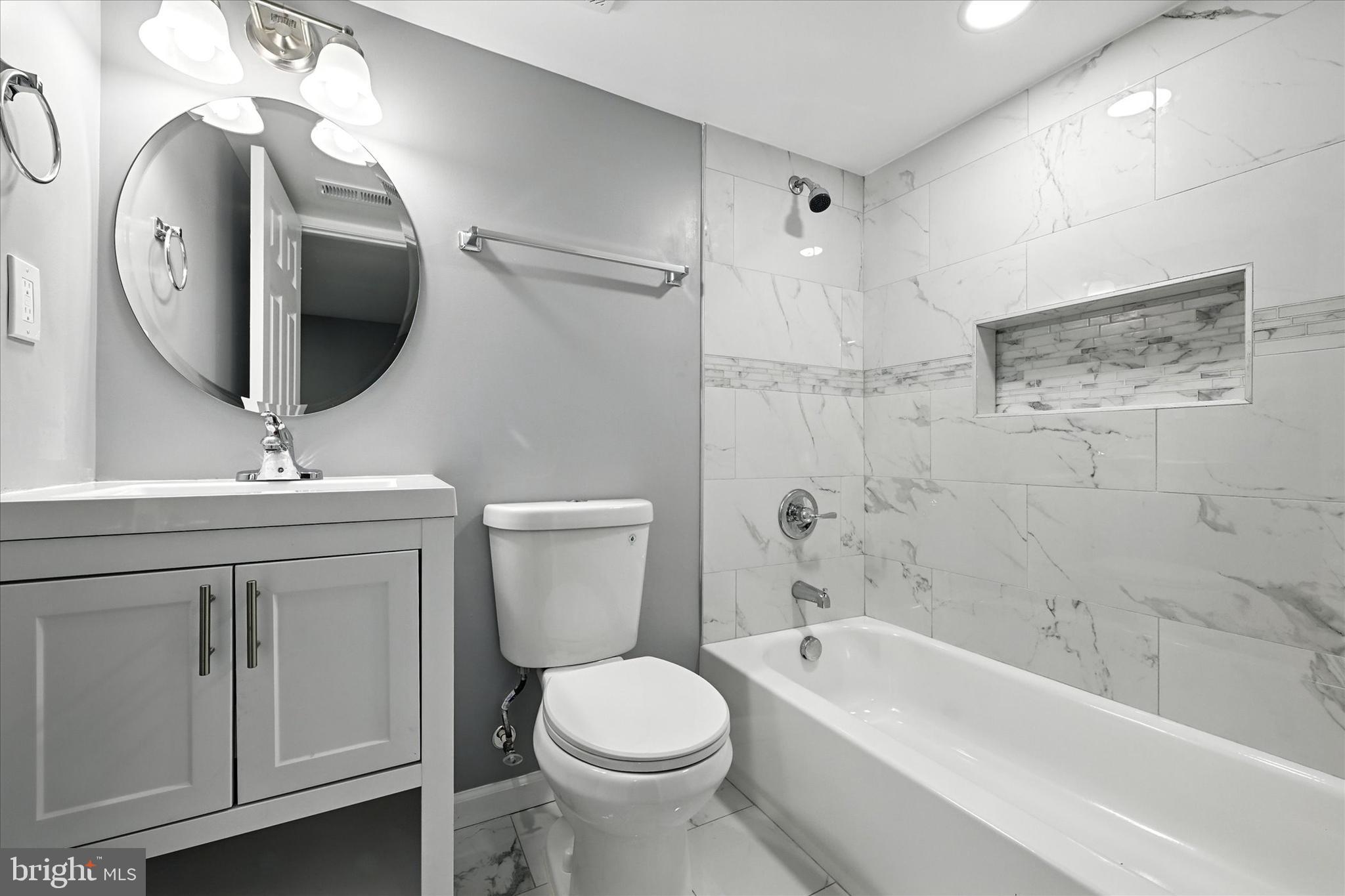 MEDFIELD - Residential