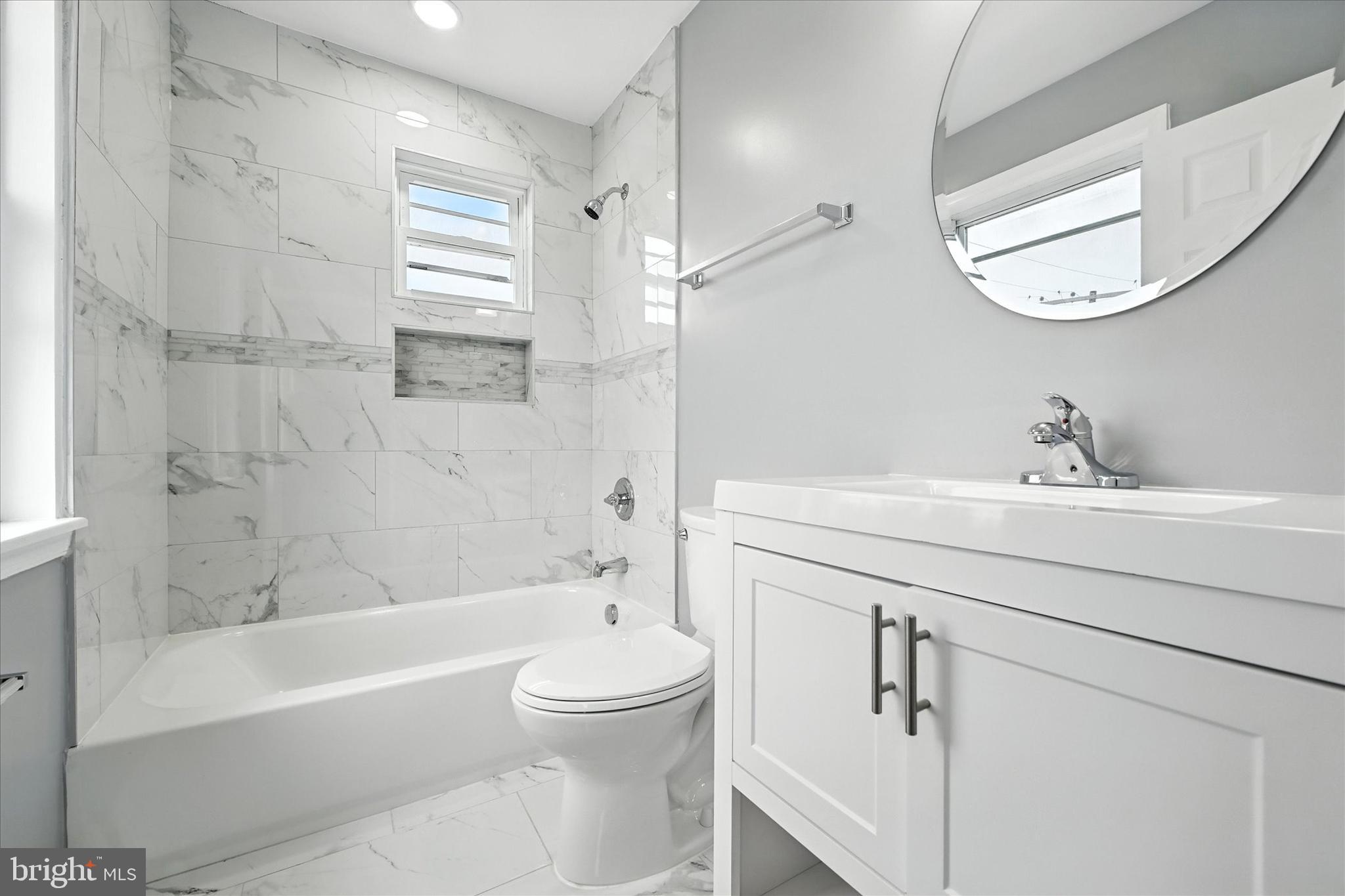 MEDFIELD - Residential