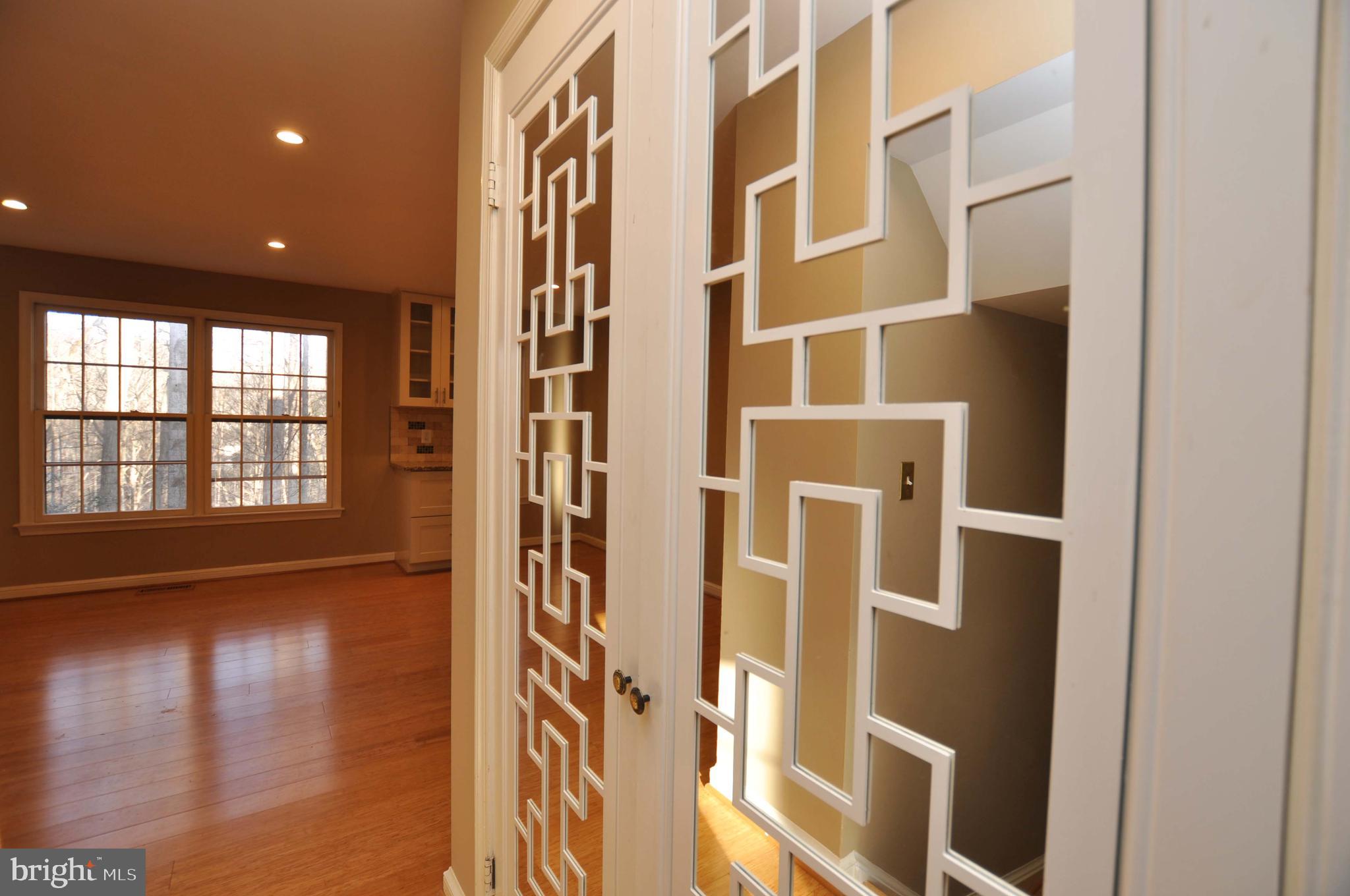 COVERED BRIDGE - Residential Lease