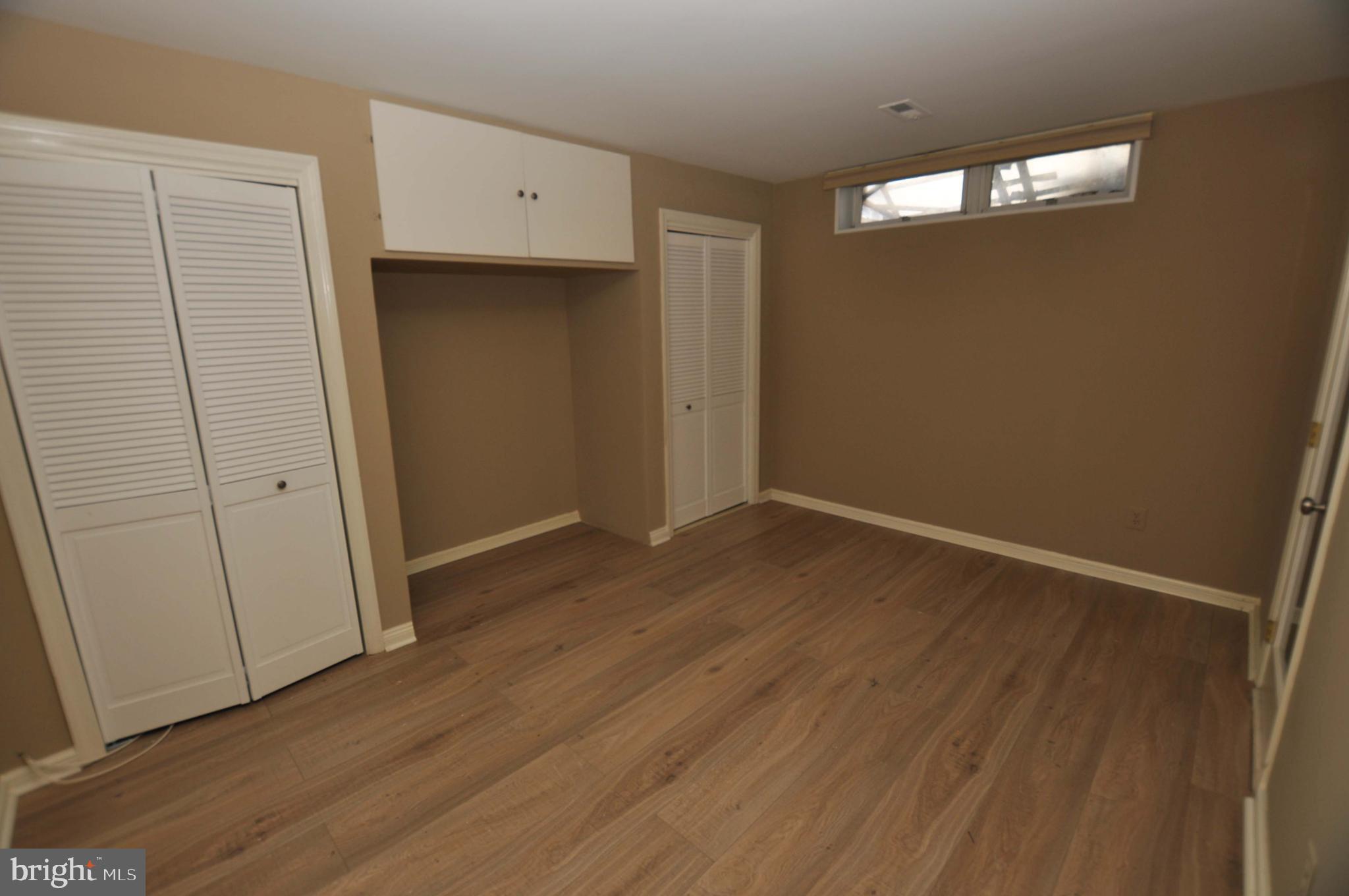 COVERED BRIDGE - Residential Lease