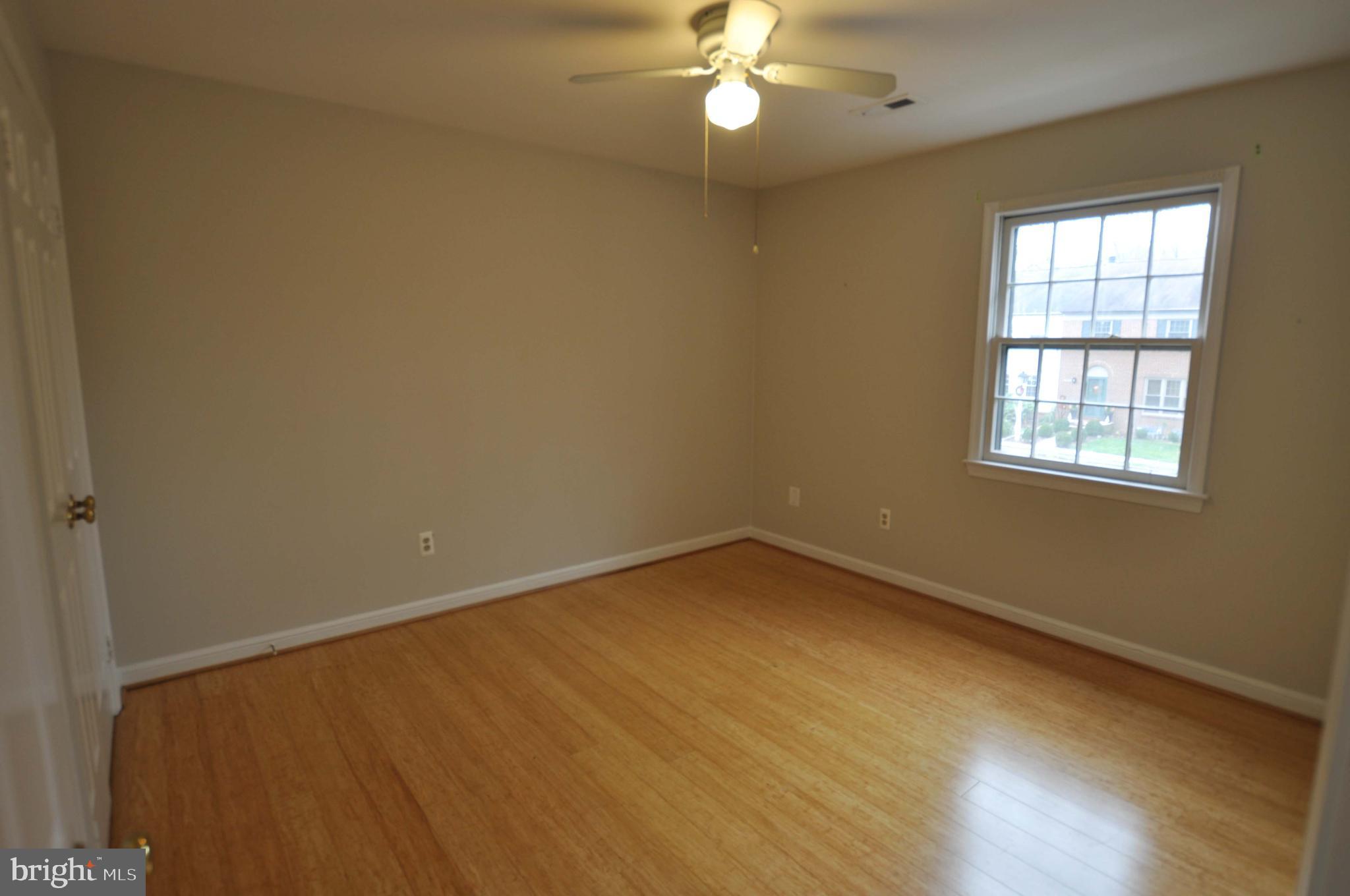 COVERED BRIDGE - Residential Lease