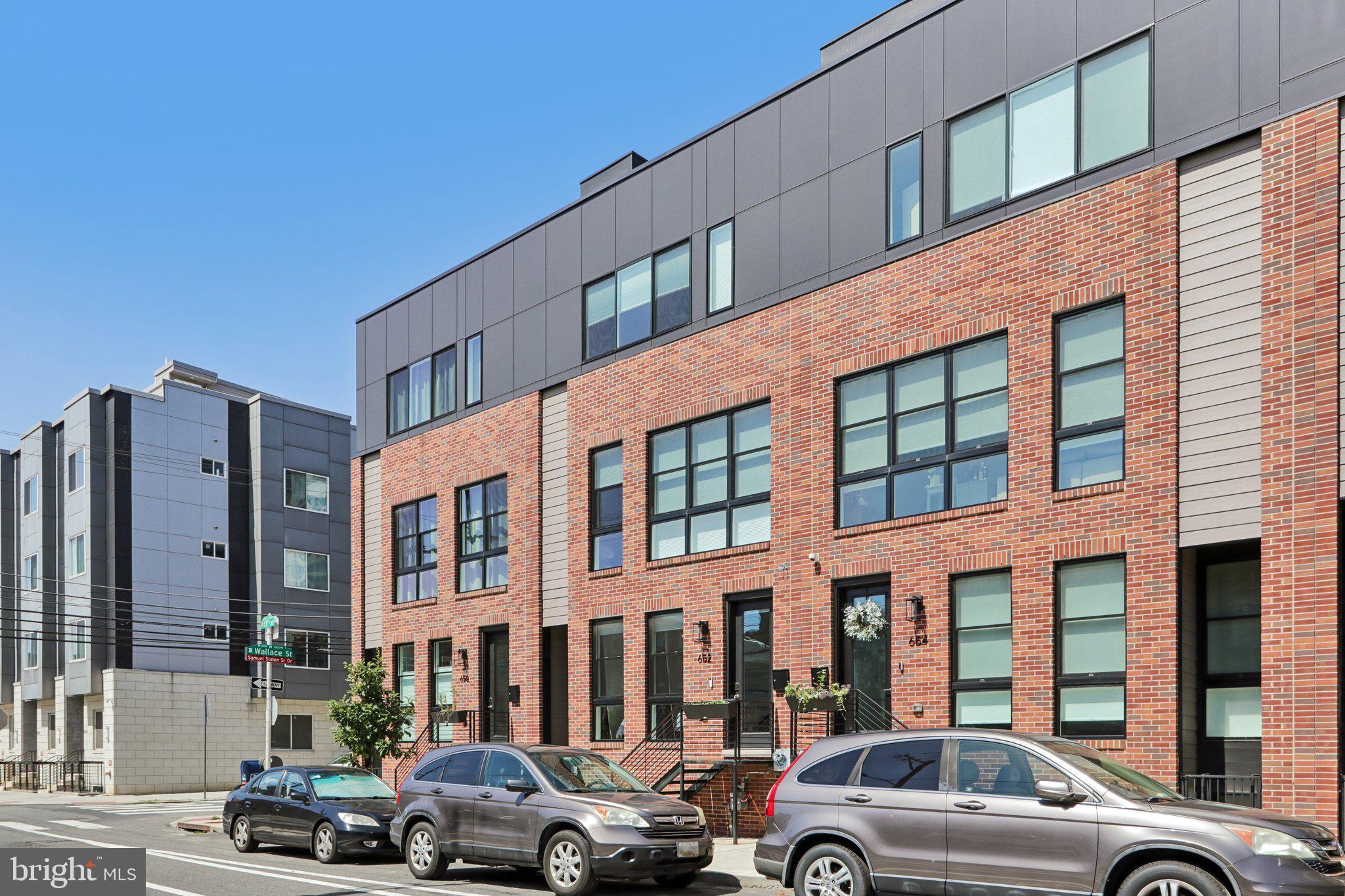 652 N 13TH STREET