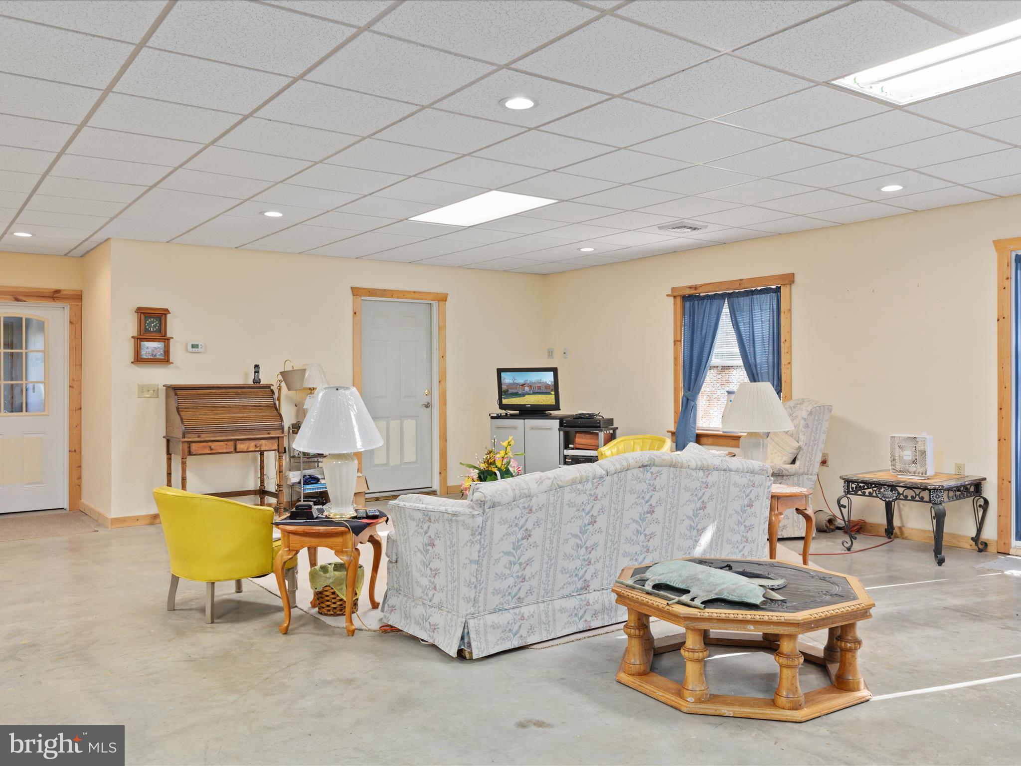 ROLLING HEIGHTS - Residential