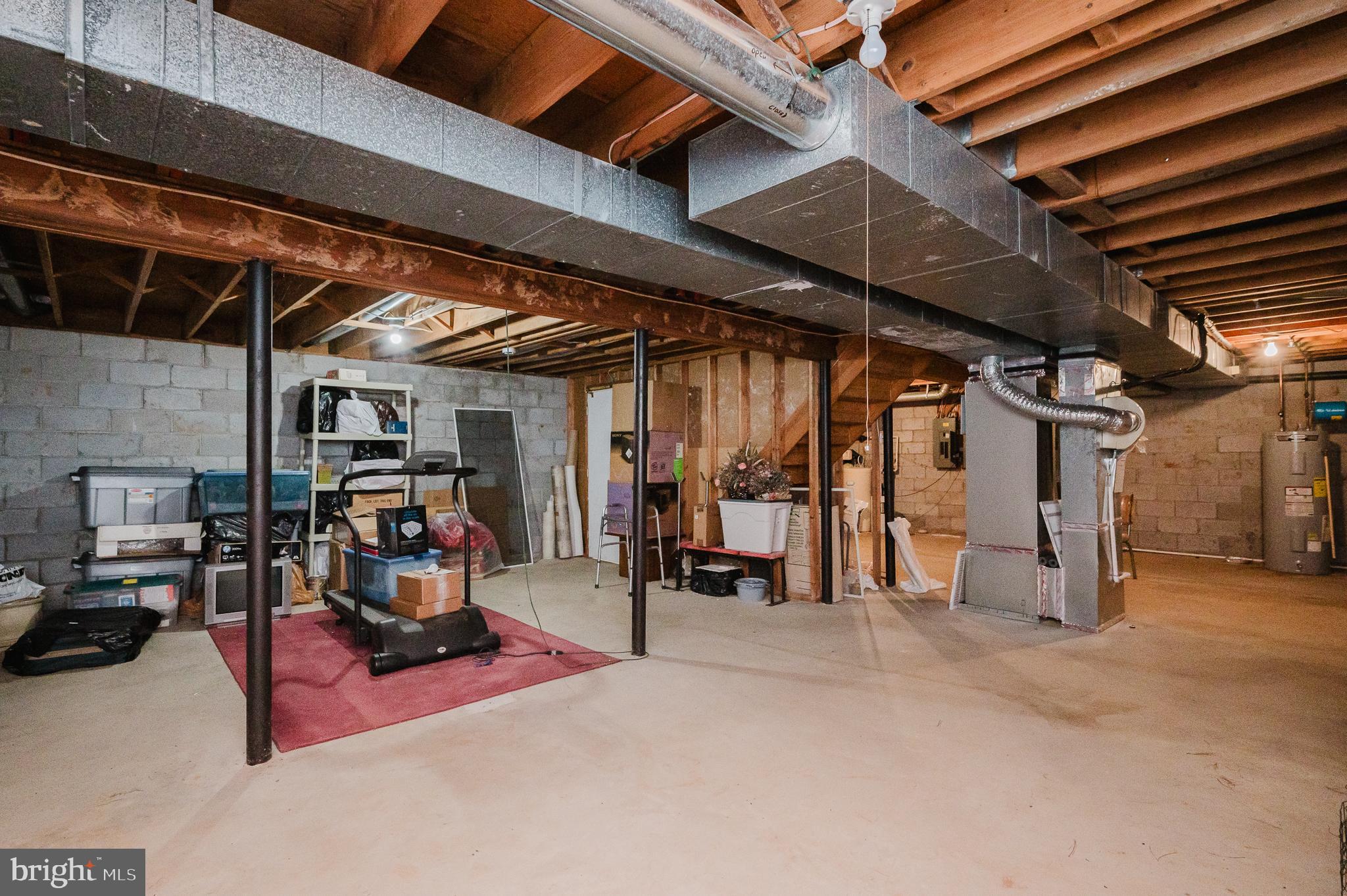 AUTUMN WINDS - Residential