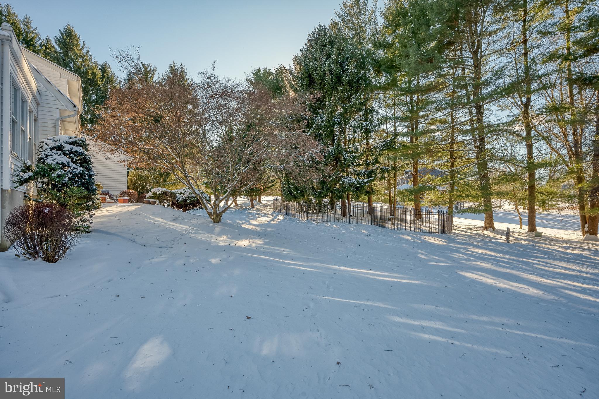 AUTUMN WINDS - Residential